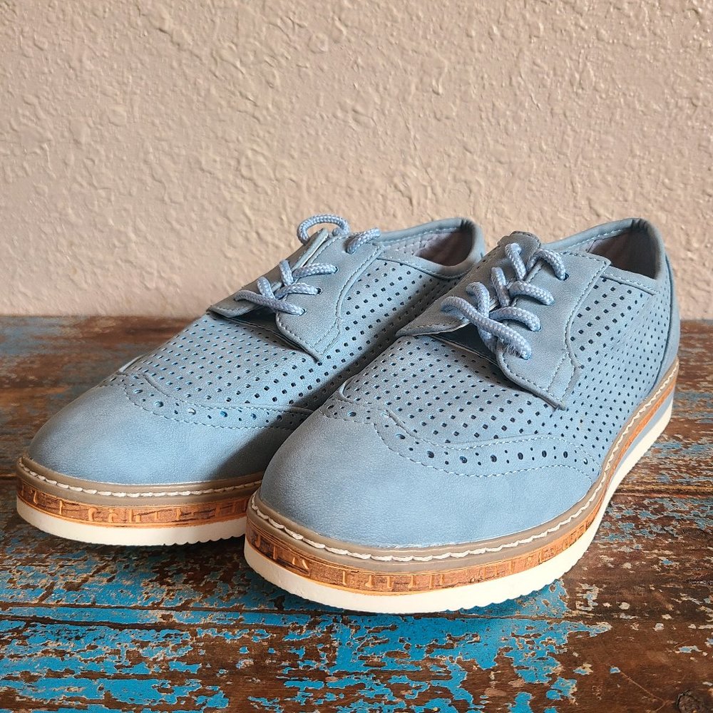 Wanted Alabaster Oxford Sneakers NWOT